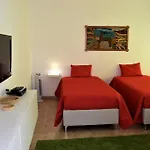Aurora * Lagos