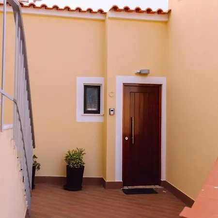 Aurora Apartment *